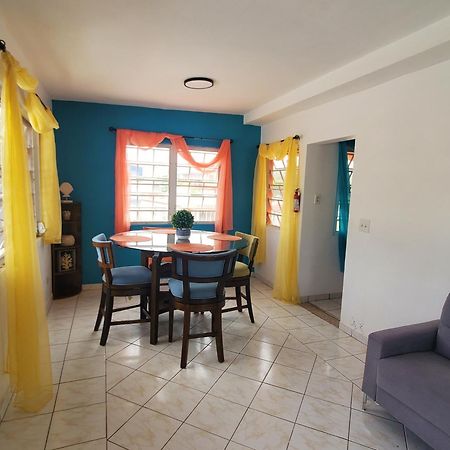 Cozy Cute Home 2Nd Floor Pay At The Property And We Have Many Method Of Payments Just Ask Us Fajardo Pokoj fotografie